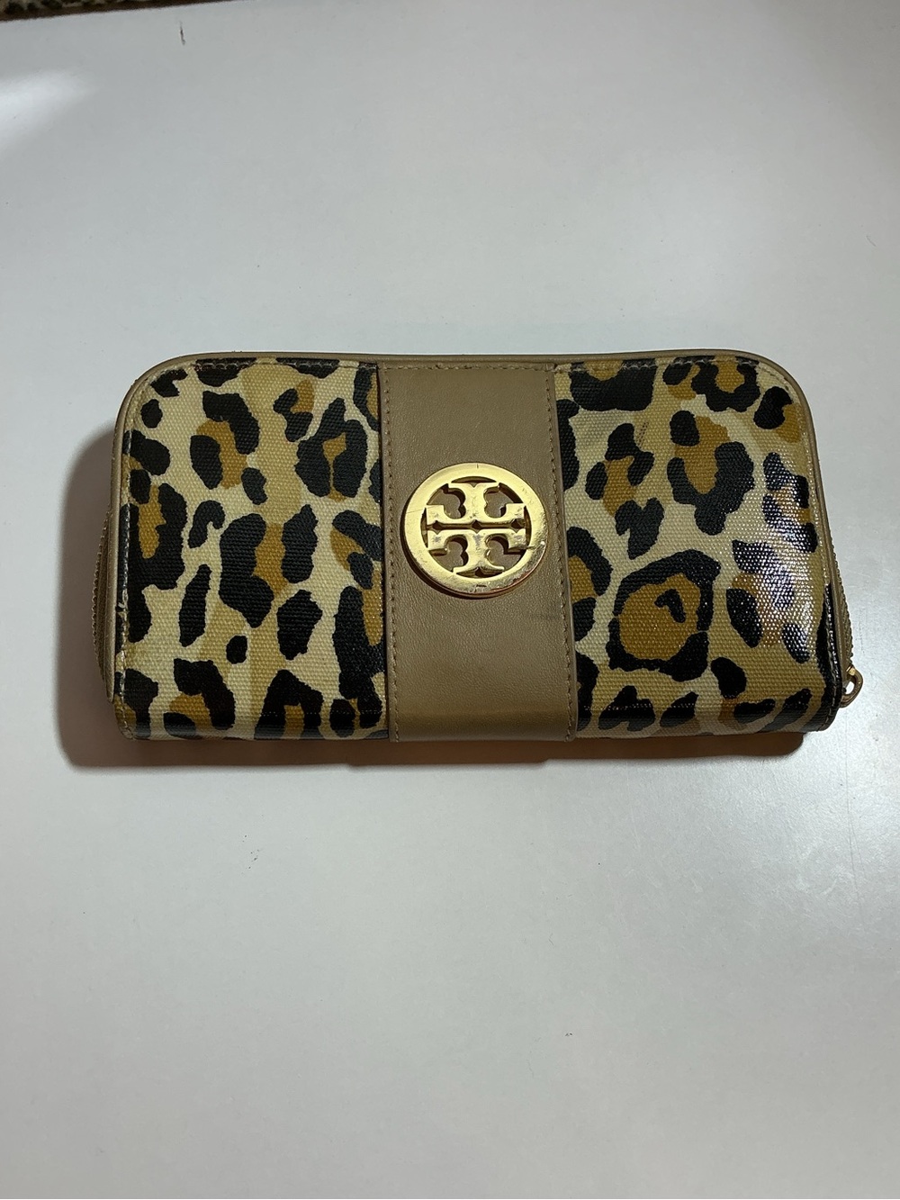 Tory Burch Leopard Print Zip Around Continental Wallet Gold Medallion Logo - Picture 5 of 12